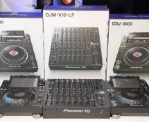 Pioneer CDJ-3000, Pioneer DJM-A9, Pioneer DJM-V10